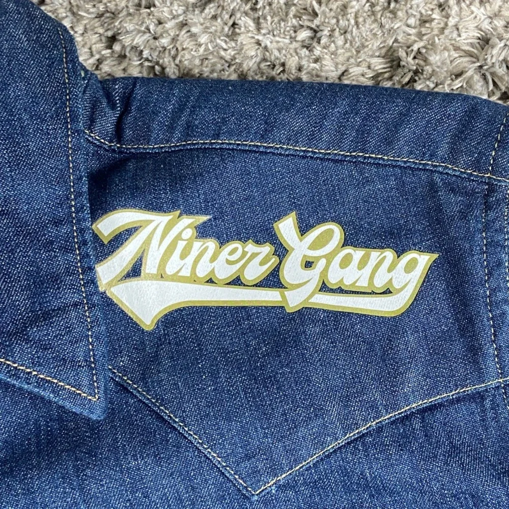 Levis Barstow Western Shirt Mens L Blue Denim SF 49ers Niner Gang Pearl Snap